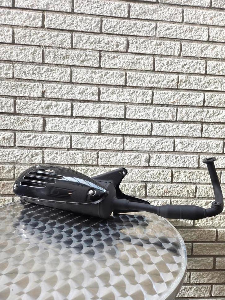 Uitlaat zwart kap, lambdasonde BTC, AGM, IVA, Turbho, Fietsen en Brommers, Brommers | Tuning en Styling, Nieuw, Ophalen of Verzenden