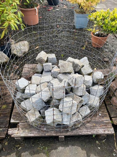 Grijze portugese keien 5x5 hele mand, Tuin en Terras, Grind, Keien en Split, Zo goed als nieuw, Ophalen