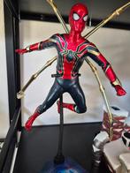 Hot toys iron spider endgame infinity war, Ophalen of Verzenden, Zo goed als nieuw, Actiefiguur of Pop