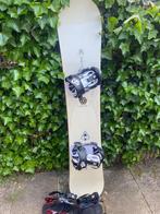 Snowboard met bindingen en tas, Sport en Fitness, Snowboarden, Ophalen of Verzenden, Gebruikt, Board