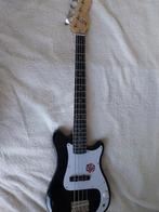 het is een electrische bass gitaar met 21 frets, Muziek en Instrumenten, Ophalen, Zo goed als nieuw