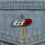 Initial D Logo Enamel Pin anime game speld, Ophalen of Verzenden, Kuifje, Nieuw, Beeldje of Figuurtje