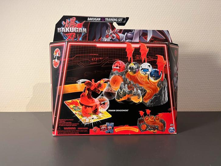 Training Set met Titanium Dragonoid, speelgoed, Verzamelen, Speelgoed, Nieuw, Ophalen of Verzenden
