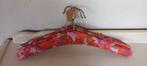 3 retro vintage jaren 60/70 kledinghanger oranje paars groen, Kleding | Dames, Ophalen of Verzenden, Gebruikt, Kunststof, Kinderen en Volwassenen
