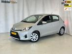 Toyota Yaris 1.5 Full Hybrid Aspiration|AUTOMAAT|NAVI|AIRCO|, Euro 5, 1497 cc, Gebruikt, 4 cilinders
