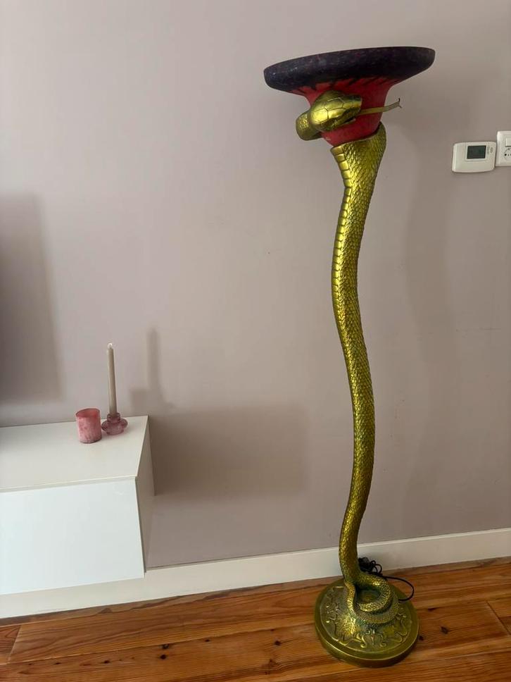 Edgar Brandt stijl snake lamp la tentation (art de france), Antiek en Kunst, Antiek | Lampen, Ophalen