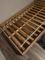 Bed 120x200 - Ideaal voor logeerkamer!, Bruin, Ophalen of Verzenden, Zo goed als nieuw, Twijfelaar