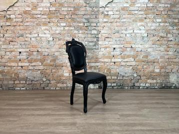 Moooi Smoke Dining Chair bij TheReSales.  NIEUW! beschikbaar voor biedingen