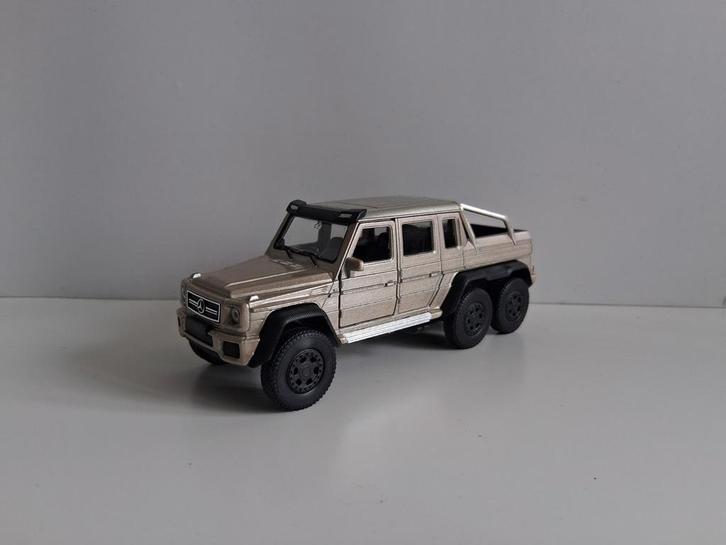 Modelauto (Mercedes-Benz G 63 AMG 6×6), Hobby en Vrije tijd, Modelauto's | 1:43, Zo goed als nieuw, Auto, Overige merken, Ophalen of Verzenden