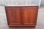 Oude vintage houten kast, Huis en Inrichting, Kasten | Dressoirs, Ophalen of Verzenden, Gebruikt