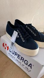 NIEUW! Mooie blauwe of grijze Superga plateau sneakers 39, Grijs, Ophalen of Verzenden, Zo goed als nieuw, Sneakers of Gympen