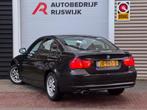 BMW 3-serie 320i Business Line, Achterwielaandrijving, 4 cilinders, Zwart, Bedrijf