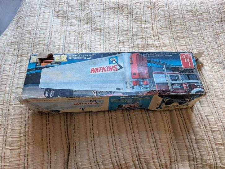 Oude AMT trailer refrigerator van, Hobby en Vrije tijd, Modelbouw | Auto's en Voertuigen, Gebruikt, Truck, 1:32 tot 1:50, Overige merken