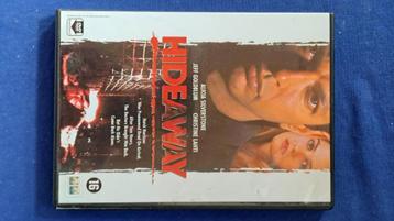 Hideaway "Jeff Goldblum, Alicia Silverstone" beschikbaar voor biedingen