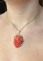 Bloedkoraal bloem 18k gouden grote antieke ketting hanger, Sieraden, Tassen en Uiterlijk, Antieke sieraden, Ophalen of Verzenden