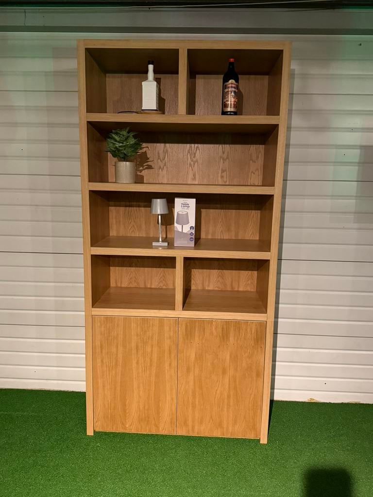 Showroommodel- Luxe buffetkast / Vakkenkast, Huis en Inrichting, Kasten | Buffetkasten, Zo goed als nieuw, 200 cm of meer, 25 tot 50 cm