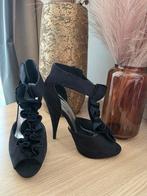 Zwarte Hakken high heels open teen 37, Kleding | Dames, Schoenen, Ophalen of Verzenden, Zo goed als nieuw, Zwart