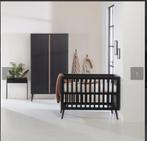 Complete babykamer (commode xl/kast/ledikant), Ophalen, Zo goed als nieuw, Jongetje of Meisje