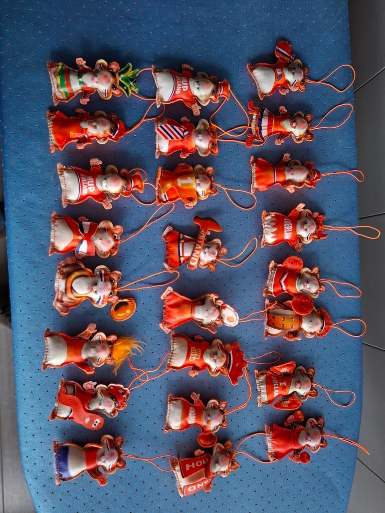 AH Hamster Hangers Voetbal - 24 stuks, Ophalen of Verzenden, Gebruikt