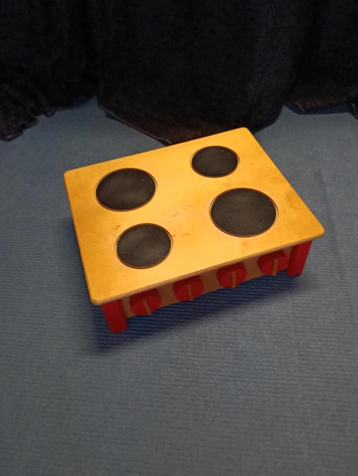 T.K. houten Speelgoed kookplaat kookstel i.g.st, Kinderen en Baby's, Speelgoed | Houten speelgoed, Meubelstuk of Keukentje, Ophalen