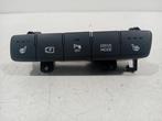 Stoelverwarming schakelaar Hyundai Bayon, Auto-onderdelen, Onderdelen@venauto.nl, Van der Ven Autorecycling B.V., Gebruikt, Ophalen of Verzenden