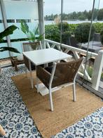 Tafel + 2 stoelen, Ophalen, Zo goed als nieuw, Overige materialen, 2 zitplaatsen