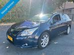 Toyota Avensis Wagon 2.0 D-4D Panoramic, Auto's, Toyota, Voorwielaandrijving, Stof, Zwart, 4 cilinders