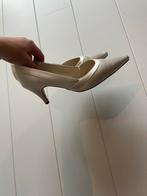 Witte Trouw Hakken Maat 38, Ophalen of Verzenden, Gedragen, Beige, Pumps