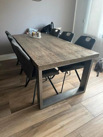 Complete meubelset pronto beschikbaar voor biedingen