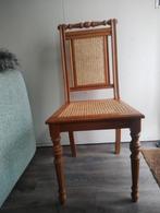 Mooie Rotan stoel met fraaie houtbewerking ., Antiek en Kunst, Antiek | Meubels | Stoelen en Banken, Ophalen of Verzenden