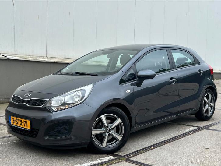 Kia Rio 1.2 I 5DRS 2014 Grijs, Auto's, Kia, Bedrijf, Rio, ABS, Airbags, Airconditioning, Alarm, Centrale vergrendeling, Climate control