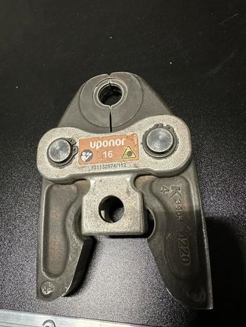 Uponor 16mm persbek topstaat beschikbaar voor biedingen