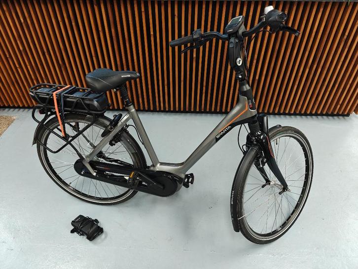 Sparta m8b bosch (BIJNA NIEUW), Fietsen en Brommers, Elektrische fietsen, Gebruikt, Sparta, 51 tot 55 cm, 50 km per accu of meer