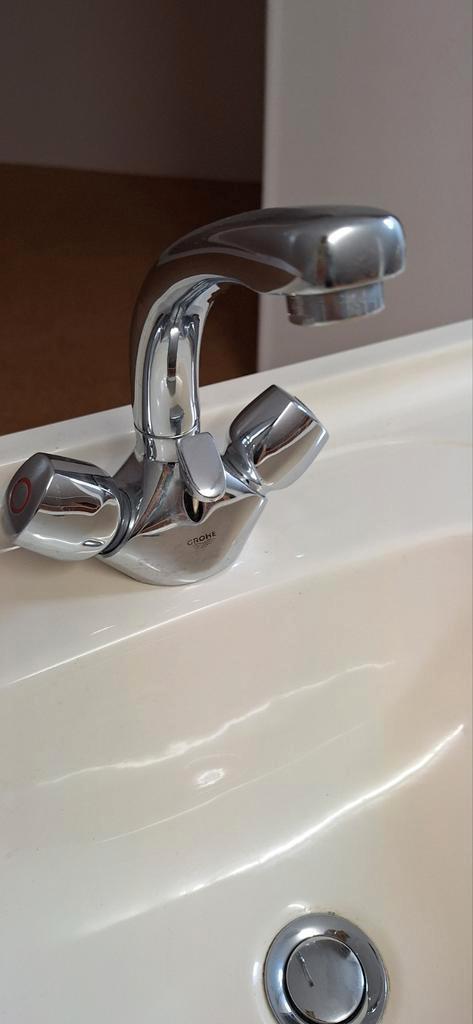 GRATIS AF TE HALEN: Badkamermeubel, Doe-het-zelf en Verbouw, Sanitair, Wastafel, Ophalen