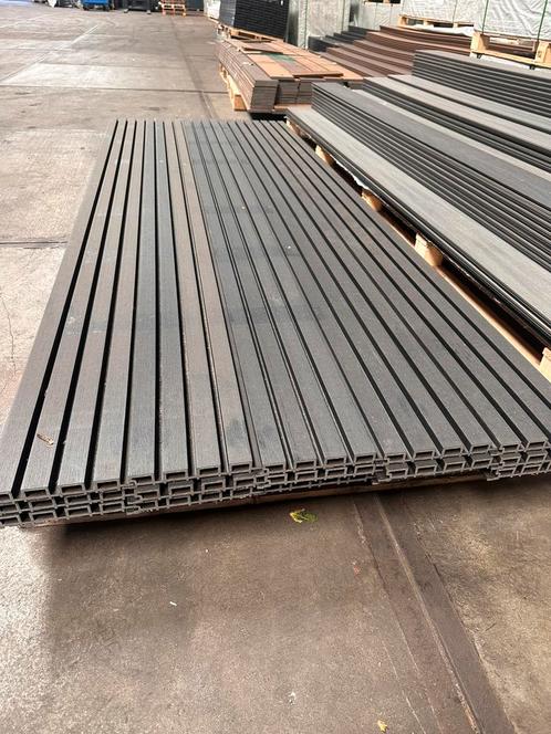 Partij rhombus gevelbekleding zwart / 8,5 m2, Doe-het-zelf en Verbouw, Hout en Planken, Gebruikt, Ophalen