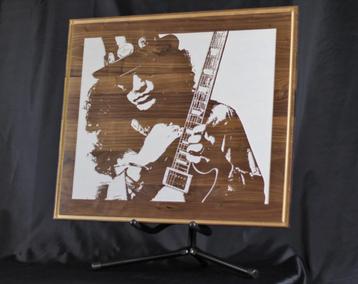 Slash | Schilderij | Gefreesd in Walnoot beschikbaar voor biedingen