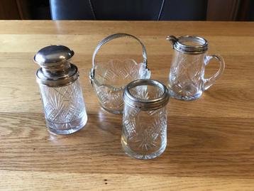 Prachtig suiker en melksetje ruitkristal met zilver beschikbaar voor biedingen