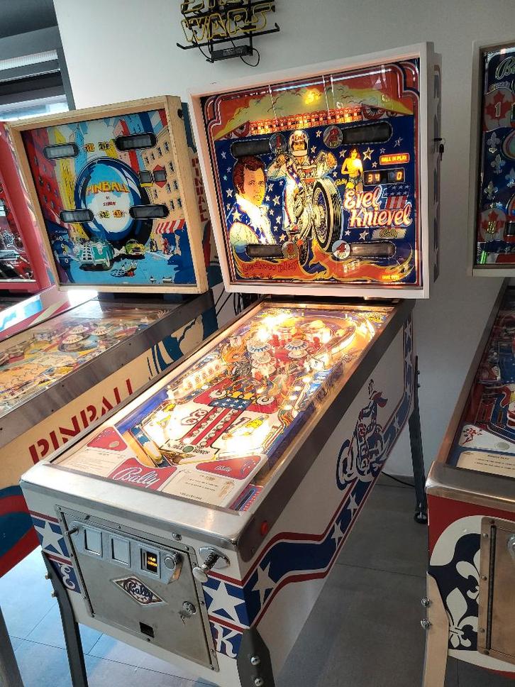 Evel Knievel Bally, Verzamelen, Automaten | Flipperkasten, Nieuw, Elektronisch, Flipperkast, Bally, Ophalen of Verzenden