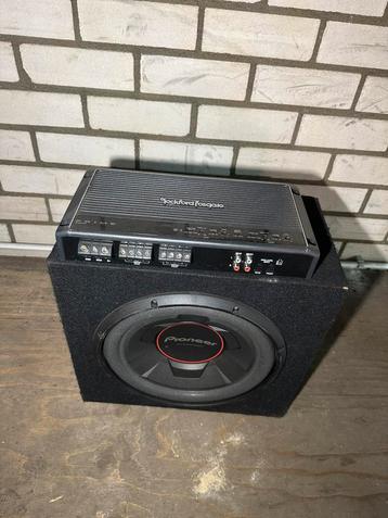 Pioneer Subwoofer met Rockford Fosgate versterker beschikbaar voor biedingen
