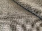 Kvadrat Skifer 210; beige op zwart; 2x restant meubelstof, Wol, 120 cm of meer, Beige, Ophalen of Verzenden