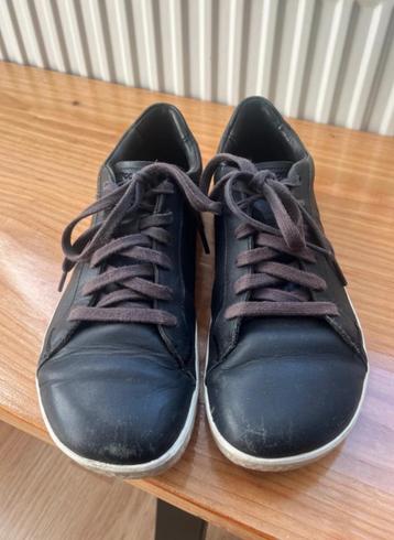 Vivobarefoot zwarte damesschoenen beschikbaar voor biedingen