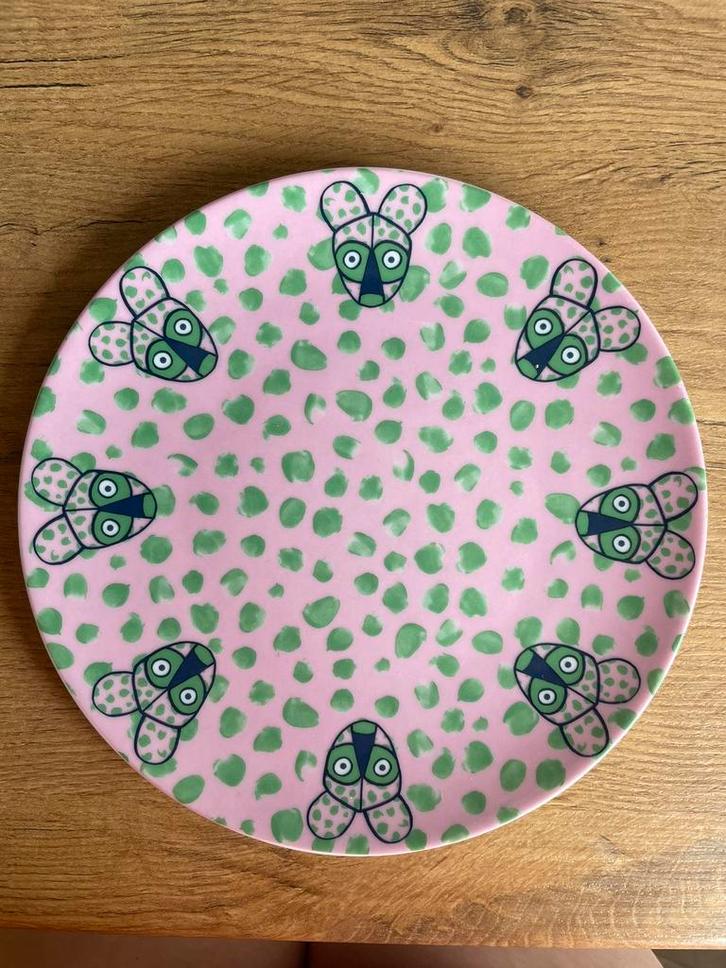 servies IKEA Glodande maan en hert bord, Huis en Inrichting, Keuken | Servies, Zo goed als nieuw, Bord(en), Overige stijlen, Porselein
