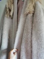 Vest met bontkraag S/M, Kleding | Dames, Truien en Vesten, Ophalen of Verzenden, Zo goed als nieuw, Maat 38/40 (M), Beige