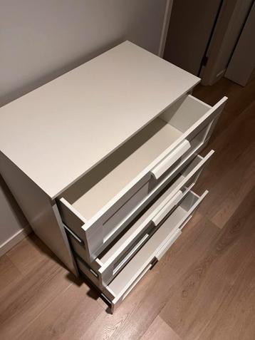 Witte IKEA Malm ladekast - afbeelding 2