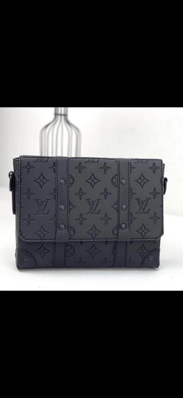 Zwarte Designer Handtas beschikbaar voor biedingen
