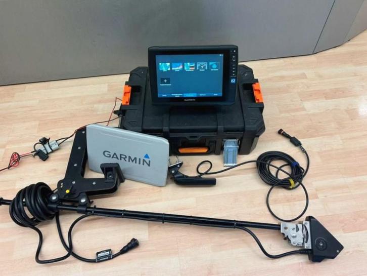 Garmin ECHOMAP Ultra 102sv, Watersport en Boten, Navigatiemiddelen en Scheepselektronica, Zo goed als nieuw, Radar, Ophalen of Verzenden