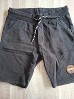 Zwarte korte broek maat 122 / 128, Ophalen, Zo goed als nieuw, Jongen, Broek