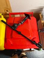 König & Meyer Wandhouder met Microfoonstatief, Muziek en Instrumenten, Standaards, Ophalen of Verzenden, Gebruikt, Instrumentstandaard