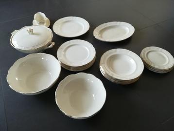 servies boch 6 personen en extra onderdelen retro vintage  beschikbaar voor biedingen