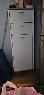 Badkamer kast, Huis en Inrichting, Ophalen, Zo goed als nieuw